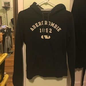 Abercrombie & Fitch sweatshirt